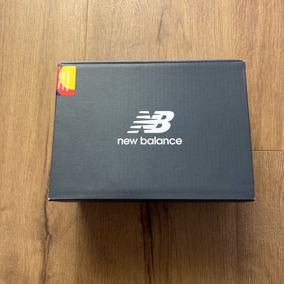 New Balance 327 hook and loop - Picture 5 of 6